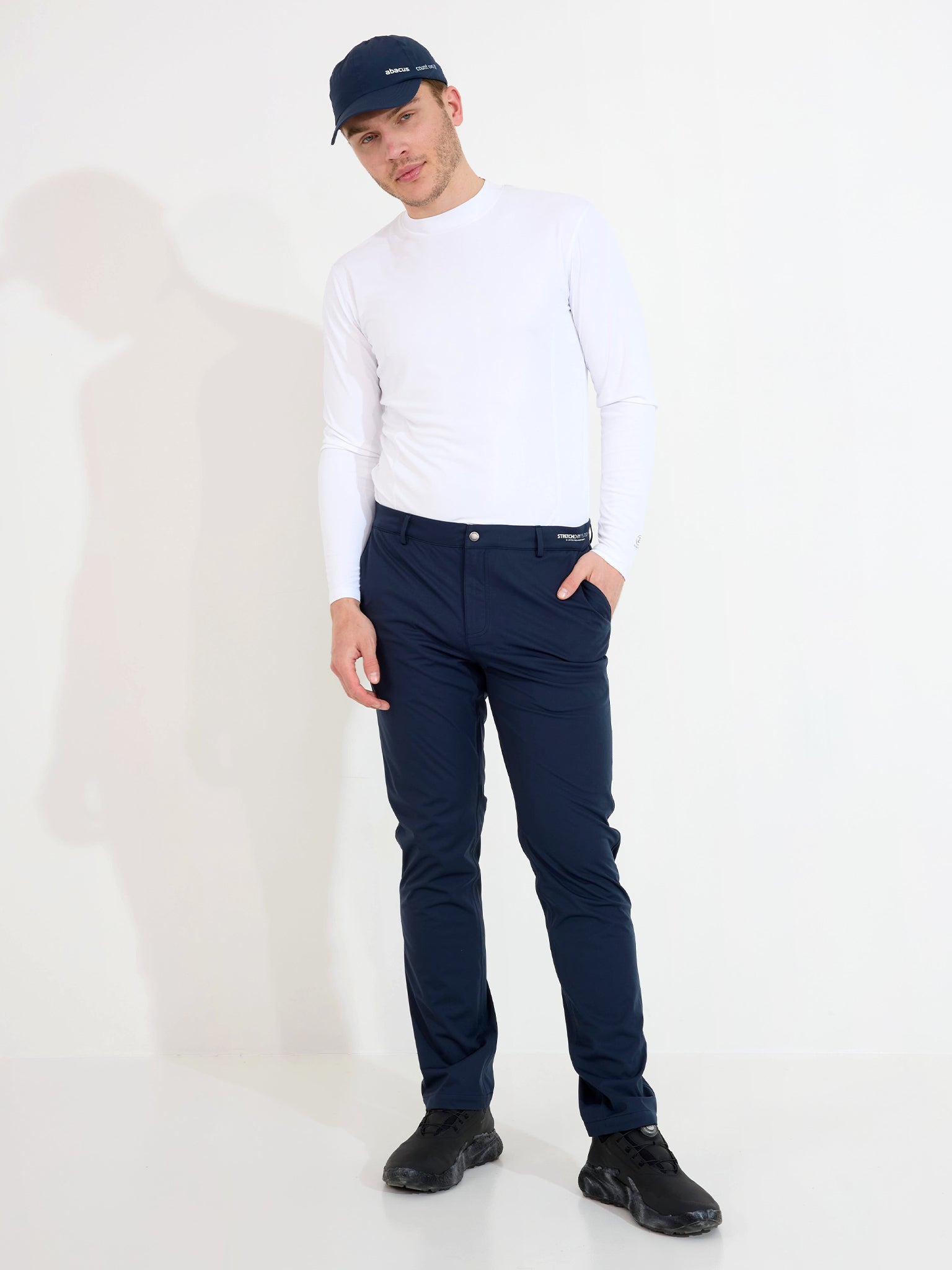 Pantaloni golf waterproof bărbați Abacus Bounce 6083 Navy – pe model