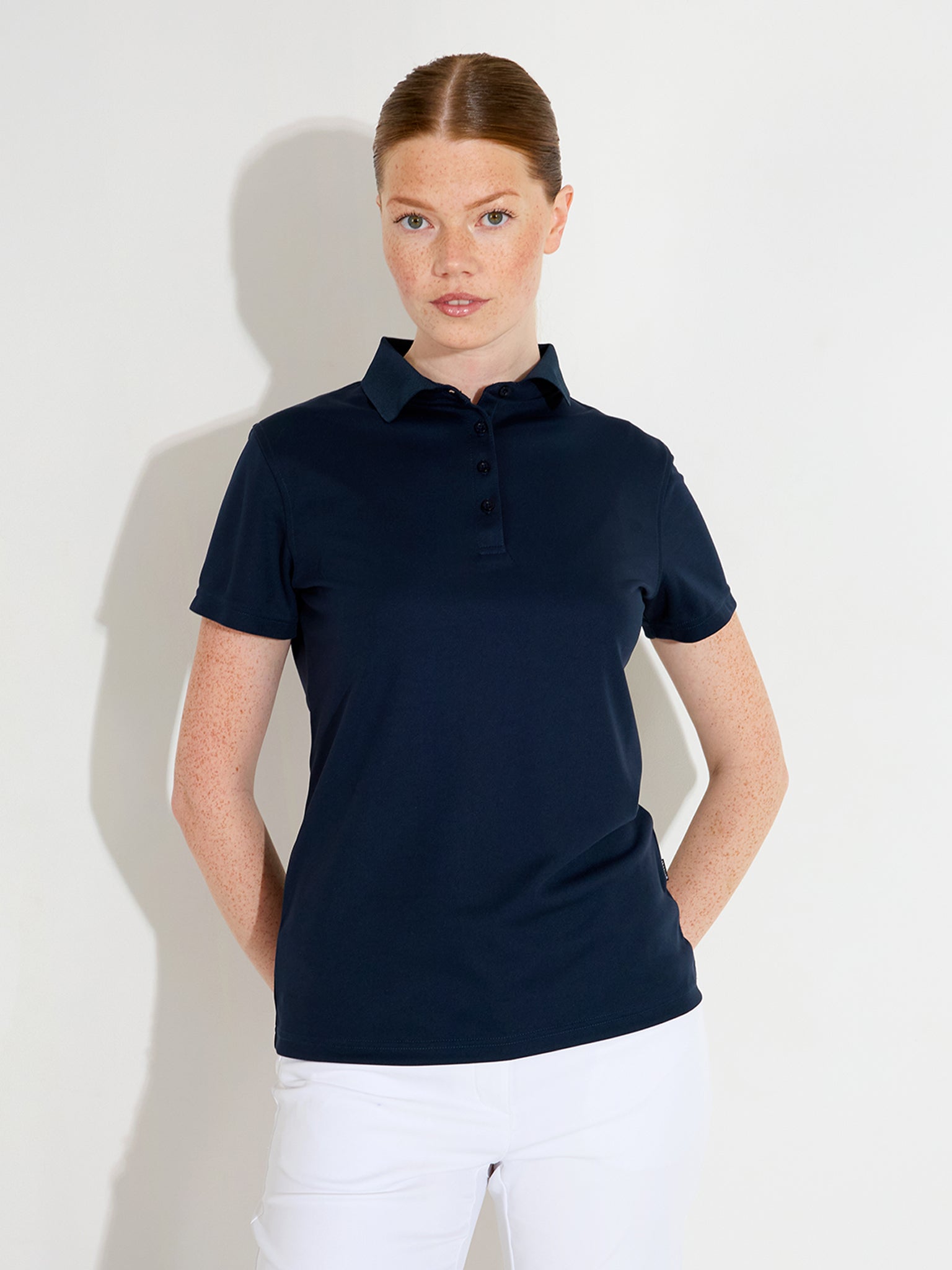 Tricou golf polo femei Abacus Cray DryCool 2724 Navy – detaliu guler