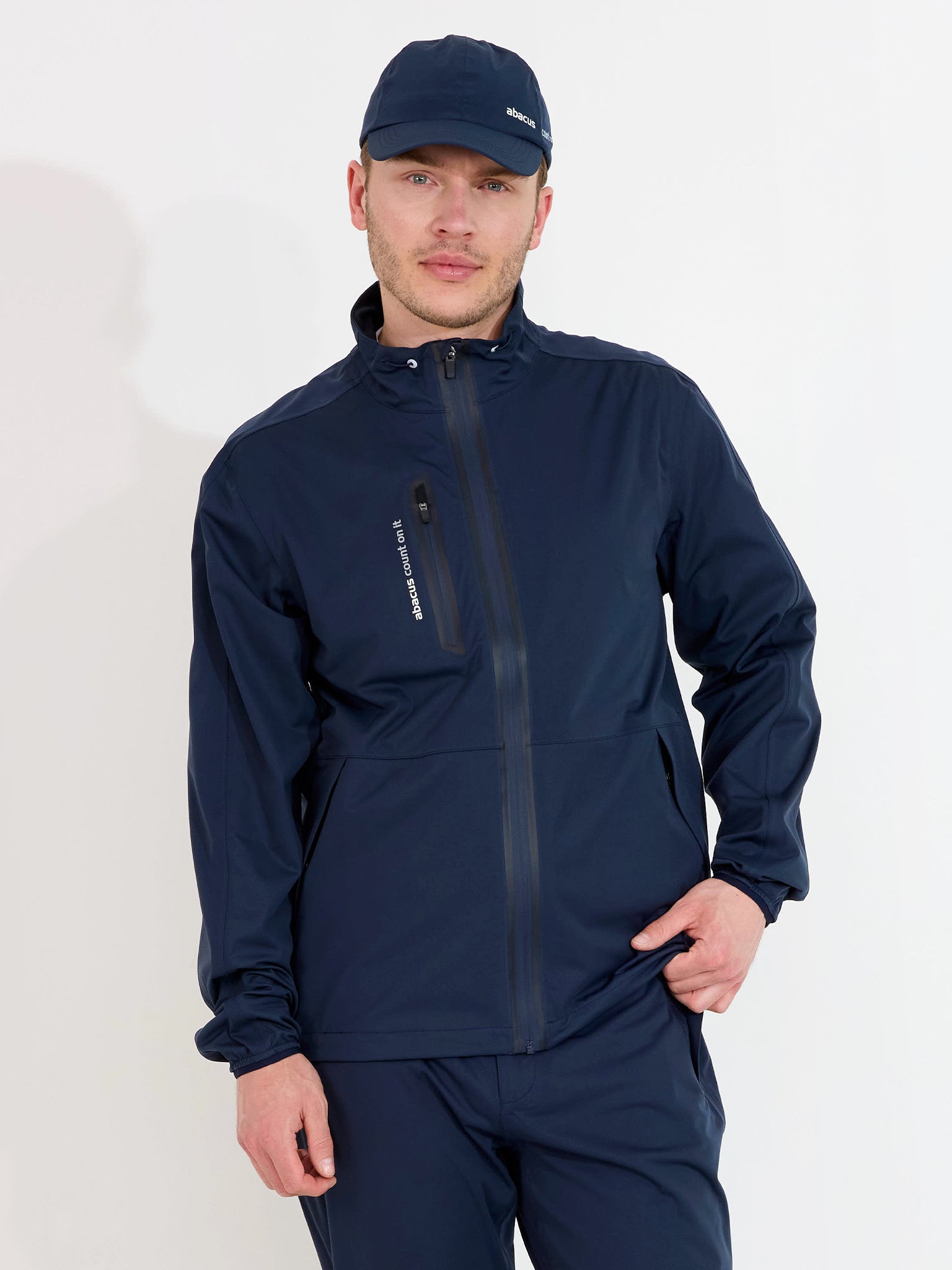 Geacă impermeabilă golf bărbați Abacus Bounce 6080 Navy – pe model