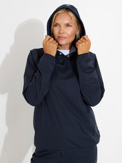 Hanorac impermeabil golf femei Abacus Bounce 2084 Navy – pe model